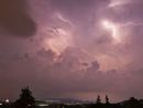 Fulmini e temporali da domani tornano a dominare la scena (foto A. Milani - CGP - da Varese) Fulmini e temporali da domani tornano a dominare la scena (foto A. Milani - CGP - da Varese)