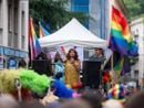 Vladimir Luxuria guida la marea colorata e parla in via Cavour al Varese Pride 2025 (foto Galbiati) Vladimir Luxuria guida la marea colorata e parla in via Cavour al Varese Pride 2025 (foto Galbiati)