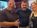 Gattuso tra Ciro e Antonella ieri sera nel ristorante pizzeria di Gallarate