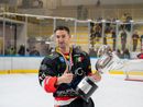 Martin Kadlec con la Coppa Italia vinta a Varese (foto Galbiati) Martin Kadlec con la Coppa Italia vinta a Varese (foto Galbiati)
