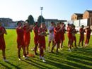 Il Varese ha sempre l'appoggio dei suoi fedelissimi, come a Lodi contro il Fanfulla (foto Ezio Macchi) Il Varese ha sempre l'appoggio dei suoi fedelissimi, come a Lodi contro il Fanfulla (foto Ezio Macchi)