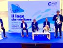 L'assessore regionale a Clima e Ambiente Giorgio Maione a Gavirate nel giorno in cui sono stati presentati gli ultimi dati sul lago di Varese. Accanto a lui il vice presidente del consiglio regionale Giacomo Cosentino, il presidente della Provincia Marco Magrini e il sindaco di Gavirate Massimo Parola