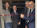 Il momento del taglio del nastro. Da sinistra, Ivana Perusin, vicesindaco di Varese; Marco Procacciante, Amministratore Delegato di Vision Group; Davide Galimberti, Sindaco di Varese; Fabrizio Vettore, titolare di VisionOttica Vettore Il momento del taglio del nastro. Da sinistra, Ivana Perusin, vicesindaco di Varese; Marco Procacciante, Amministratore Delegato di Vision Group; Davide Galimberti, Sindaco di Varese; Fabrizio Vettore, titolare di VisionOttica Vettore