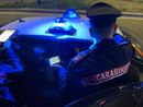 Gavirate, notte folle in piazza Matteotti: locale danneggiato, ragazzo ferito