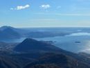 Cieli limpidi nel panorama dalle Prealpi verso i laghi della provincia di Varese (foto P. Valisa - Centro Geofisico Prealpino) Cieli limpidi nel panorama dalle Prealpi verso i laghi della provincia di Varese (foto P. Valisa - Centro Geofisico Prealpino)