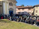 Il funerale di Osvaldo Cutuli a Lavena Ponte Tresa (foto tratta da Luinonotizie.it)
