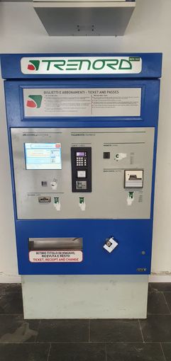 Alla stazione di Gaggiolo a Cantello installata un'emettitrice automatica di biglietti di viaggio Alla stazione di Gaggiolo a Cantello installata un'emettitrice automatica di biglietti di viaggio
