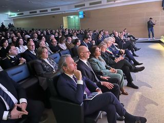 Alcuni momenti della celebrazione a Ville Ponti per il 174esimo anniversario della festa della Polizia di Stato Alcuni momenti della celebrazione a Ville Ponti per il 174esimo anniversario della festa della Polizia di Stato