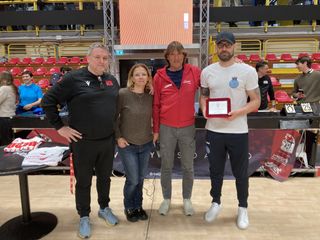 Premio tifo positivo al liceo Scientifico Tosi Premio tifo positivo al liceo Scientifico Tosi