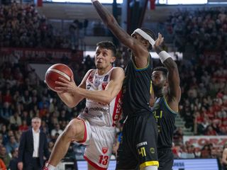 I volti vuoti e segnati di Tyus, Alviti e Librizzi dopo Varese-Cremona