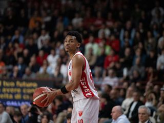 I volti vuoti e segnati di Tyus, Alviti e Librizzi dopo Varese-Cremona