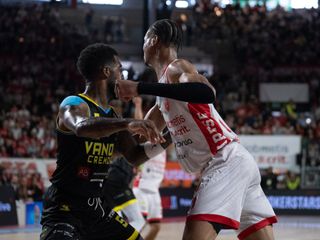 I volti vuoti e segnati di Tyus, Alviti e Librizzi dopo Varese-Cremona