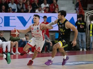 I volti vuoti e segnati di Tyus, Alviti e Librizzi dopo Varese-Cremona