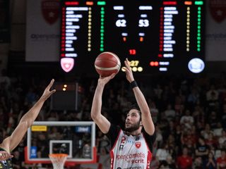 I volti vuoti e segnati di Tyus, Alviti e Librizzi dopo Varese-Cremona