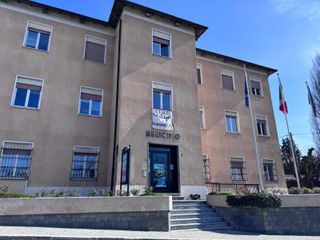 Il municipio di Vergiate Il municipio di Vergiate