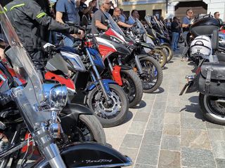 Le immagini del funerale di Omar Zin a Ferno Le immagini del funerale di Omar Zin a Ferno