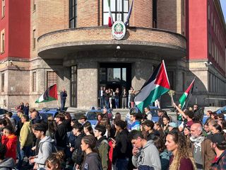 Le immagini della manifestazione di Varese per Gaza