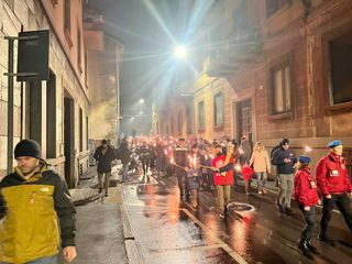 Le immagini del Falò di Sant'Antonio questa sera in piazza della Motta a Varese