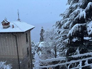 La neve al Sacro Monte nell'immagine di Livio Lonati
