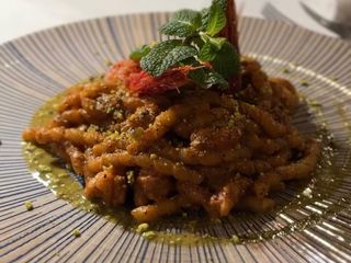 Genny e Tonino, il loro "MareAmore" è in via Parini a Varese