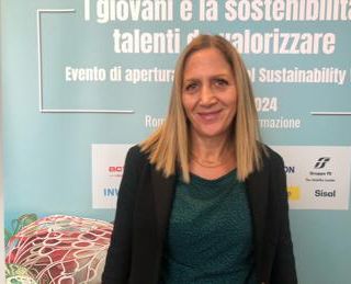 Sostenibilità, Esposito (Poste): &quot;Scambio intergenerazionale in azienda centrale&quot;