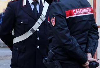 Verona, 27enne trovata impiccata nella doccia: indagato il compagno per omicidio