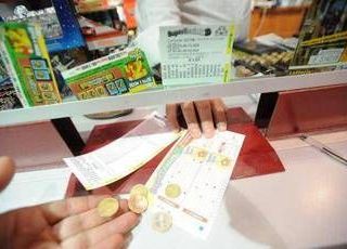 Superenalotto, numeri combinazione vincente di oggi 25 febbraio