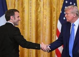 Guerra in Ucraina potrebbe finire &quot;entro poche settimane&quot;, Trump: &quot;Putin aperto a forze di pace&quot;