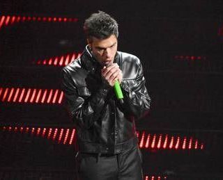 Fedez, la richiesta a Corona prima di Sanremo: &quot;Ferma il video, sei un infame&quot;