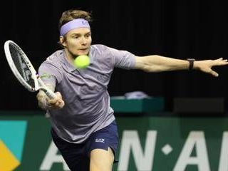 Dubai, tie-break da fantascienza tra Auger-Aliassime e Bublik: cos'è successo - Video