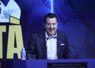 Salvini leader per acclamazione, nel 2013 primarie con Bossi e nel 2017 con Fava