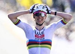 Giro delle Fiandre, vittoria in solitaria di Pogacar