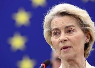 Ue, respinta mozione di censura contro Commissione von der Leyen