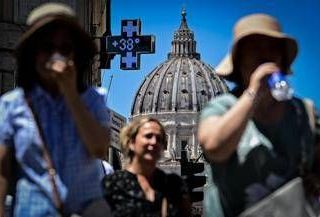 Ondate di caldo come "killer silenziosi", cresce la crisi in Europa: l'allarme