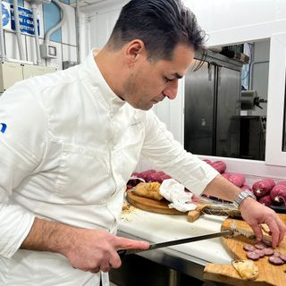 Salumi di mare made in Ischia: la sfida dello chef stellato Pasquale Palamaro, con il suo “Marificio”