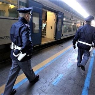 Sul treno a Cittiglio con il pieno di dosi di cocaina: 37enne in manette