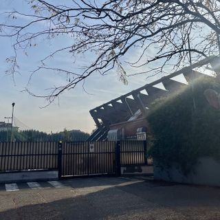 Genitori chiedono i danni al Comune di Busto per la piscina