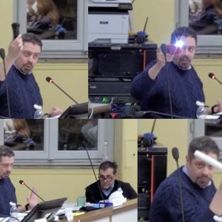 La dimostrazione del comandante Lanna con diversi dispositivi