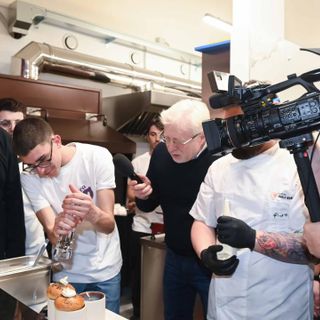 La pizzeria di Gallarate che impiega ragazzi autistici protagonista a Domenica In