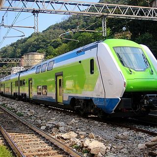 Lavori sulla rete ferroviaria, ecco modalità e orari degli autobus sostitutivi di Trenord