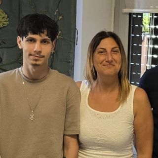 Riccardo campione di dessert e onestà: trova portafoglio con 500 euro e lo restituisce