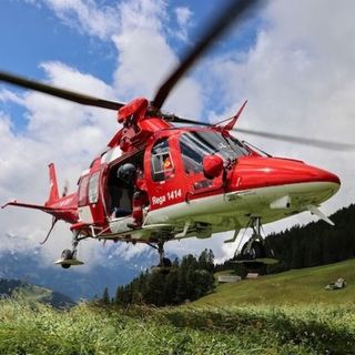 Giornata nera sulle montagne del Canton Ticino: trovato morto un cacciatore disperso, muore cercatore di funghi italiano