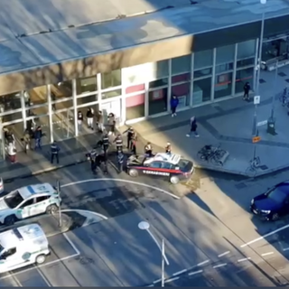 VIDEO. Giro di vite di carabinieri e polizia locale in zona stazione e in centro a Gallarate: sospese due attività