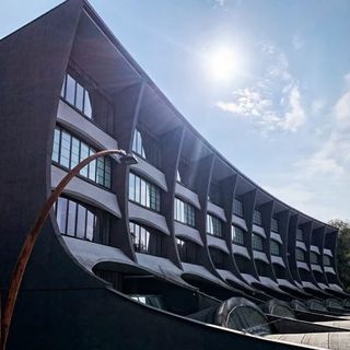 L'Ipsia nel medesimo edificio