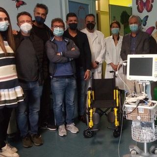 L'ultima donazione di Casa di Chiara, con Skorpion Club, alla Pediatria di Busto