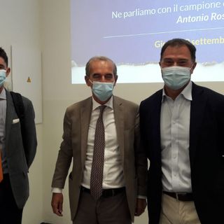 Emanuele Strada, Federico Visconti e Antonio Rossi al termine dell'incontro con gli studenti della Liuc - Università Cattaneo