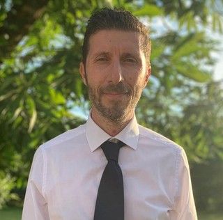 Gnocchi e la manifestazione per l'ospedale di Gallarate: «Tantissimi cittadini che amano la loro città. Referendum più utile che mai»