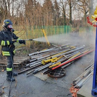 Vigili del Fuoco in azione a Gallarate, via XXIV Maggio