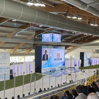 L'OPINIONE. Il "figlio" sport è cresciuto e può far viaggiare l'economia. Dagli indizi in assemblea alla metafora di un tassista