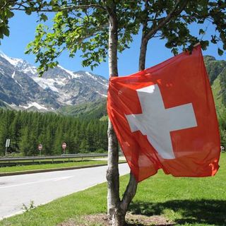 La Svizzera oggi al voto sui «matrimoni per tutti»